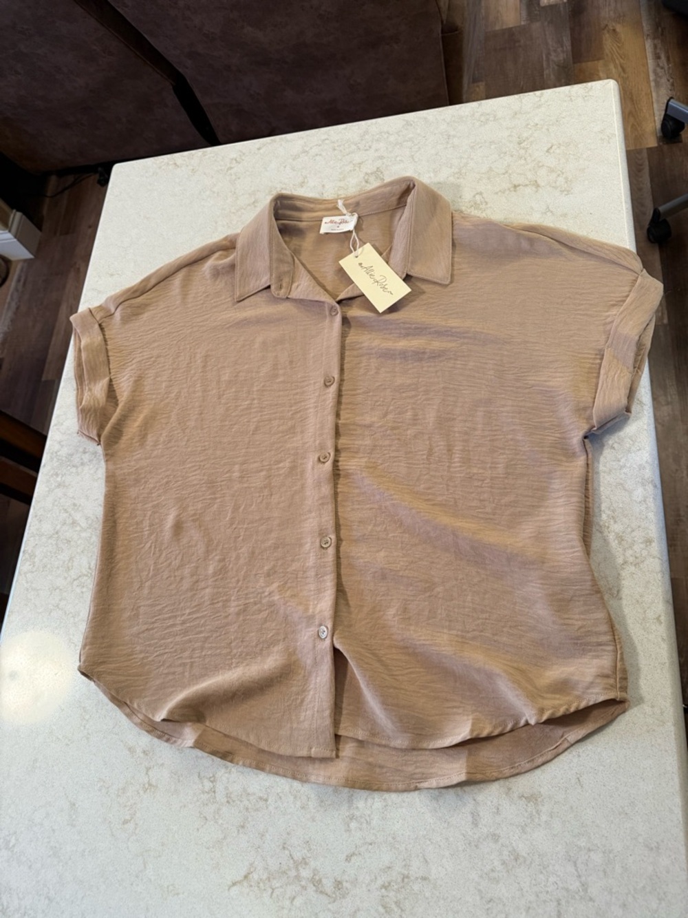 Allie Rose 🌹 Short Sleeve Button-Up Blouse in Latte